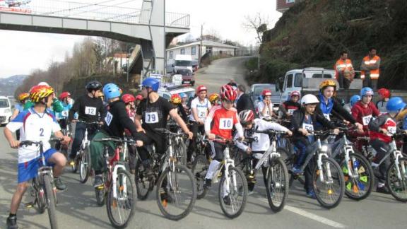 10 Mart Etkinlikleri Kapsamında Bisiklet Yarışması Düzenlendi.