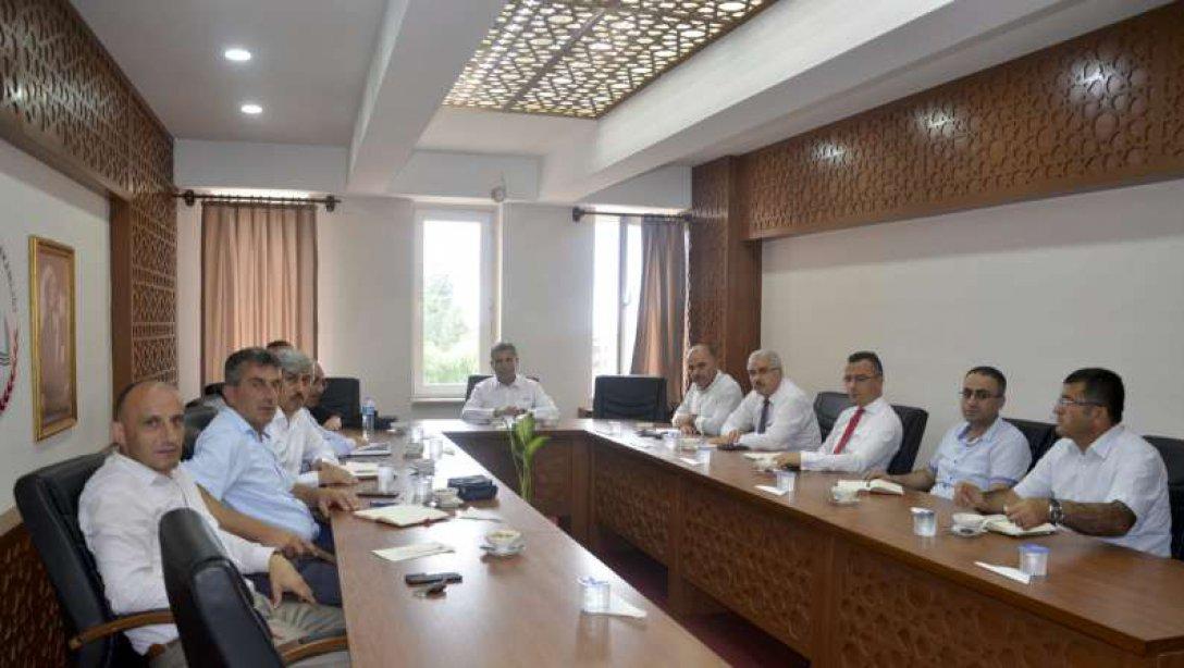 İl Milli Eğitim Müdürümüz Sayın Yaşar KOÇAK'in Başkanlığında İlçe Milli Eğitim Müdürleri Koordinasyon ve Değerlendirme Toplantısı Yapıldı.