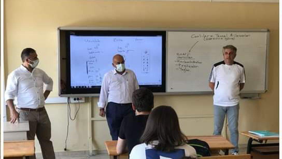 Kanuni Anadolu Lisesi DYK Yaz kursu sınıflarımızı ziyaret ettik.